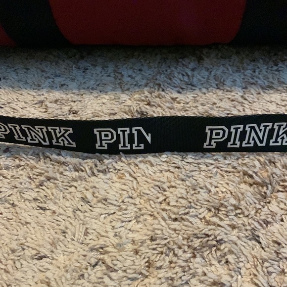 Pink Victoria’s Secret Gym Duffle Weekender Bag - Picture 3 of 16